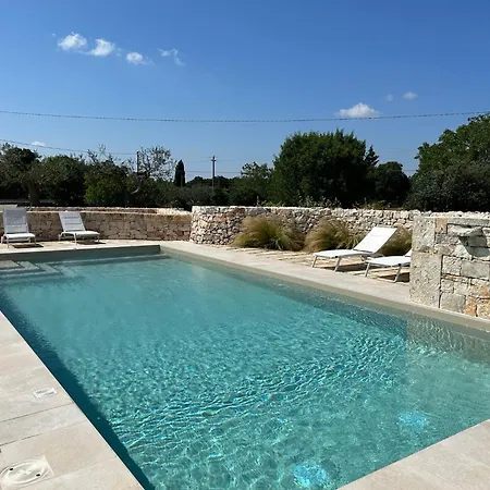 Nocleg ze śniadaniem Agli Antichi Trulli 4*