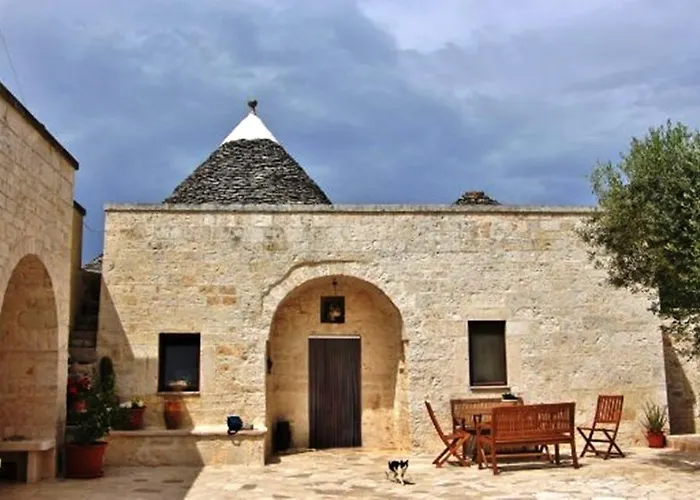Bed & Breakfast Agli Antichi Trulli 4*
