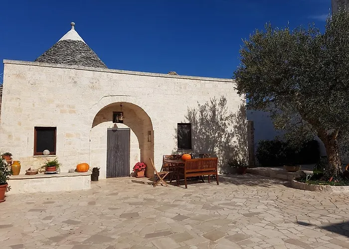 Bed & Breakfast Agli Antichi Trulli 4*